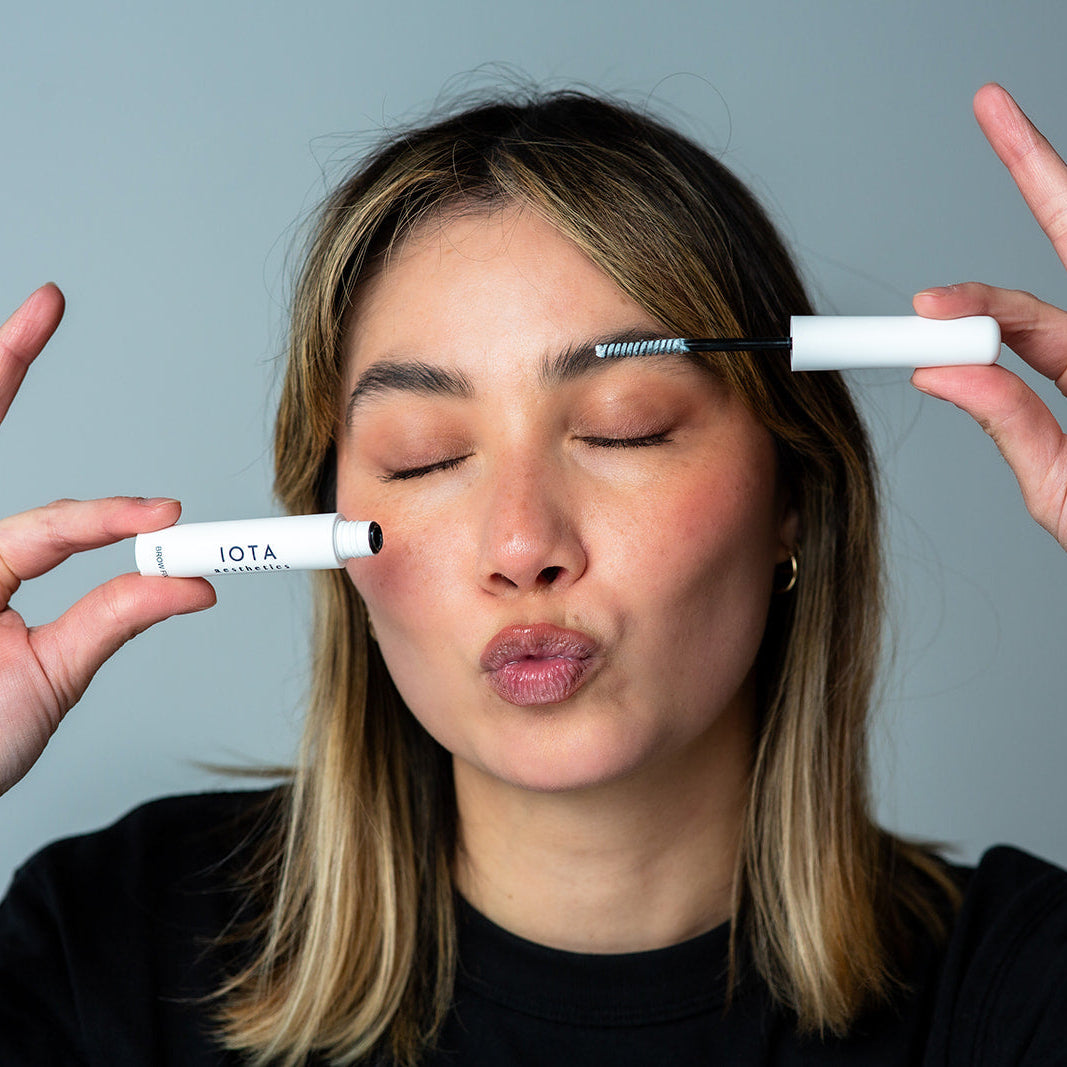 Brow fix + Brow bloom bundle (1 x brow gel, 1x brow serum)